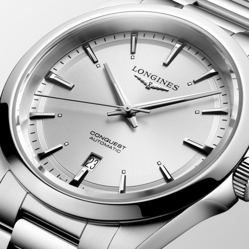 detail Longines Conquest L3.830.4.72.6
