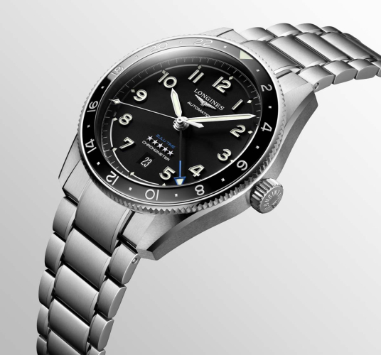 detail Longines Spirit Zulu Time L3.812.4.53.6