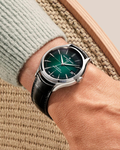 detail Baume & Mercier Clifton M0A10592