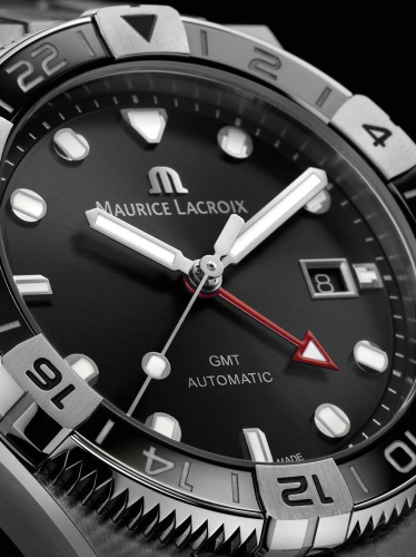 detail Maurice Lacorix Aikon Venturer GMT AI6158-SS002-330-1