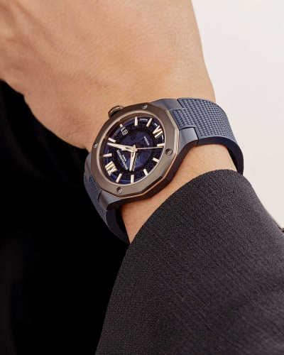 detail Baume & Mercier Riviera Steel Titanium M0A10769