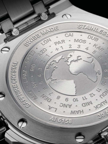 detail Maurice Lacorix Aikon Venturer GMT AI6158-SS002-330-1