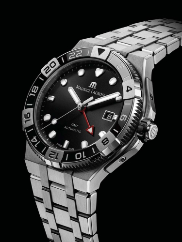 detail Maurice Lacorix Aikon Venturer GMT AI6158-SS002-330-1