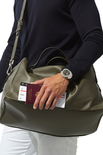 detail Bell & Ross BR 05 GMT BR05G-BL-ST/SRB