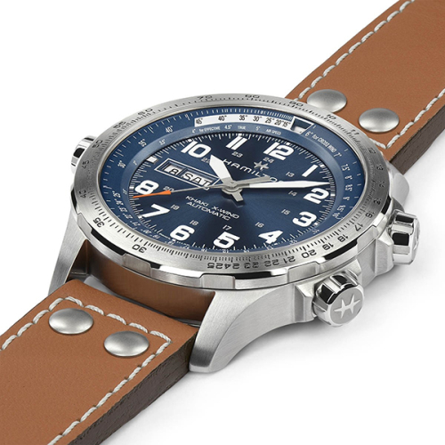detail Hamilton Khaki Aviation X-Wind Day Date Auto H77765541