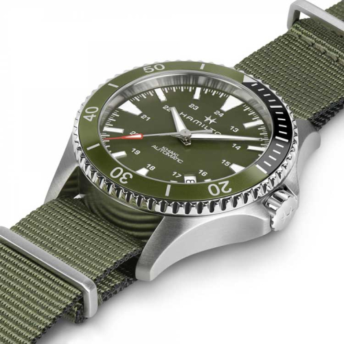 detail Hamilton Khaki Navy Scuba Auto H82375961