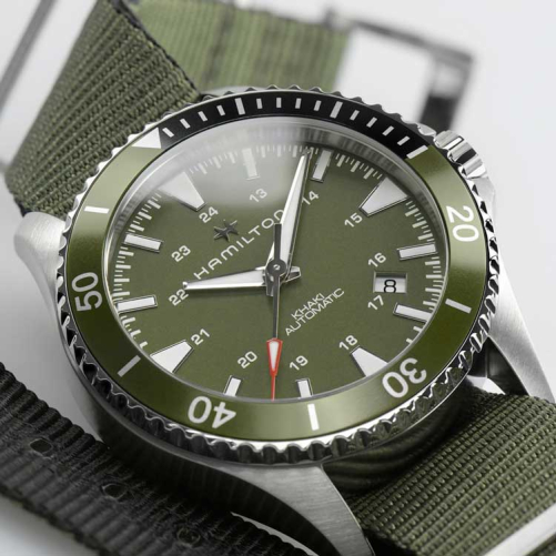 detail Hamilton Khaki Navy Scuba Auto H82375961
