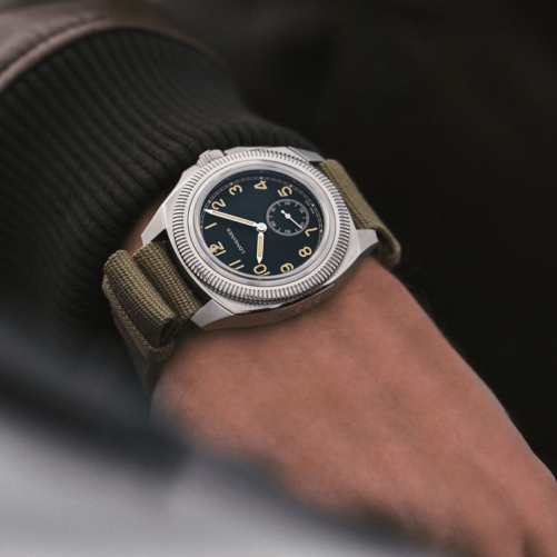 detail Longines Pilot Majetek L2.838.4.53.9