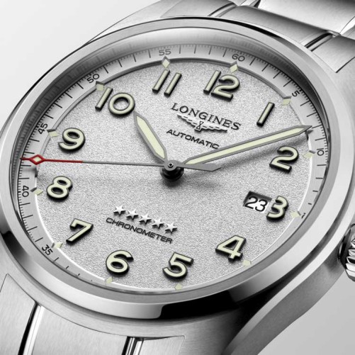 detail Longines Spirit L3.811.4.73.6