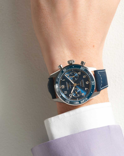 detail Longines Spirit Fylback L3.821.4.93.2