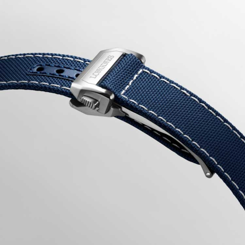 detail Longines Spirit Fylback L3.821.4.93.2