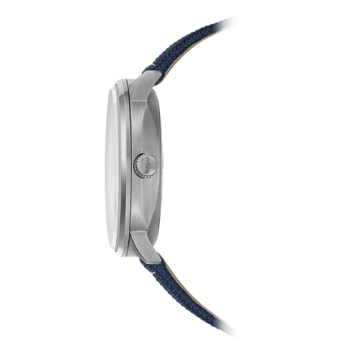 detail Mido Commander Big Date M021.626.17.041.00
