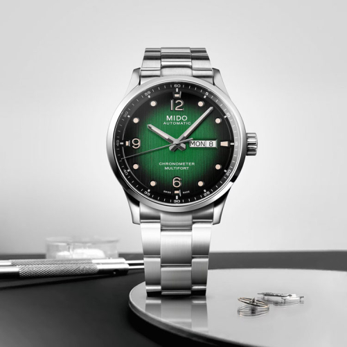 detail Mido Multifort M Chronometer M038.431.11.097.00