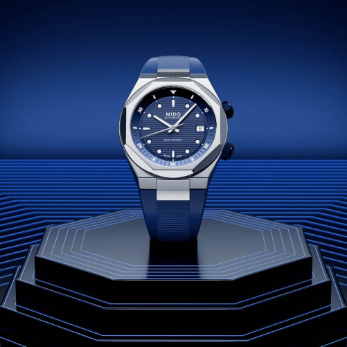 detail Mido Multifort 8 Two Crowns M047.507.17.041.00