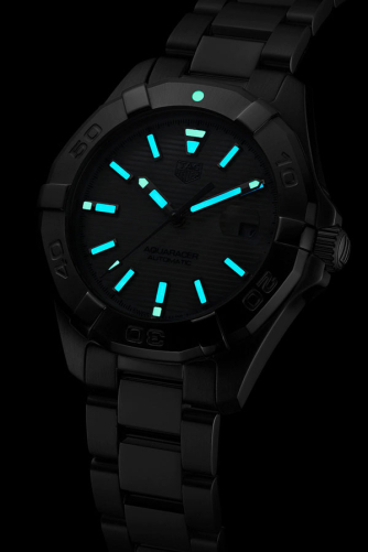 detail Tag Heuer Aquaracer WBD2311.BA0740