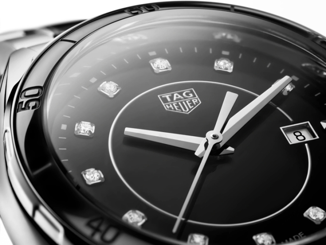 detail Tag Heuer Formula 1 Quartz WBJ141AB.BA0973