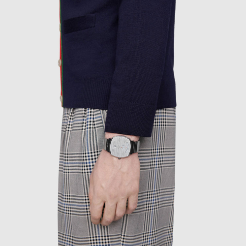 detail Gucci Grip YA157410