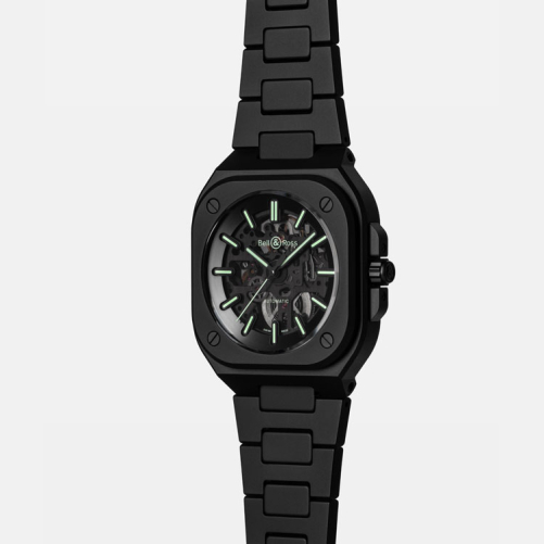 detail Bell & Ross BR 05 Skeleton Black Lum Ceramic BR05A-BLM-SKCE/SCE
