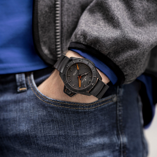 detail Hamilton Khaki Navy Frogman Auto H77845330