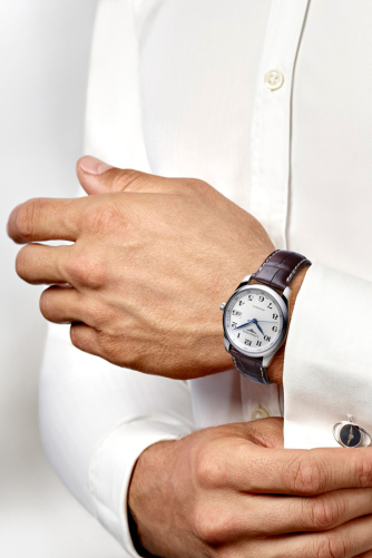 detail The Longines Master Collection L2.793.4.78.3