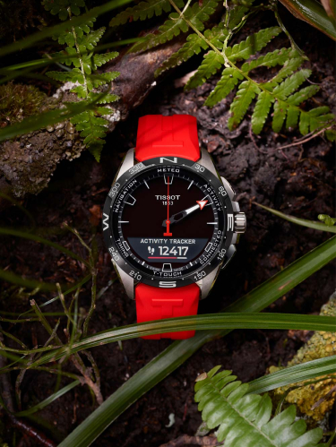 detail Tissot T-Touch Connect Solar T121.420.47.051.01